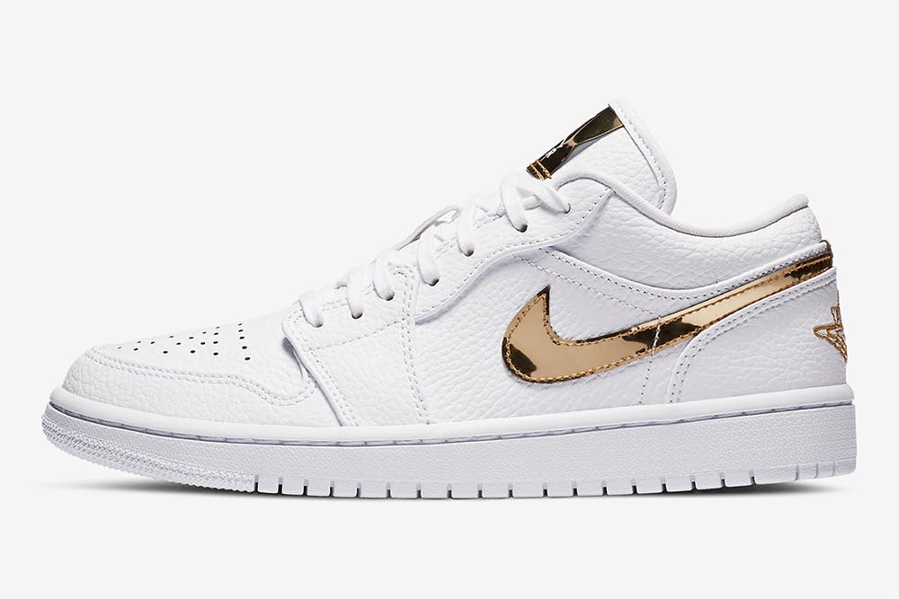 white and gold nike